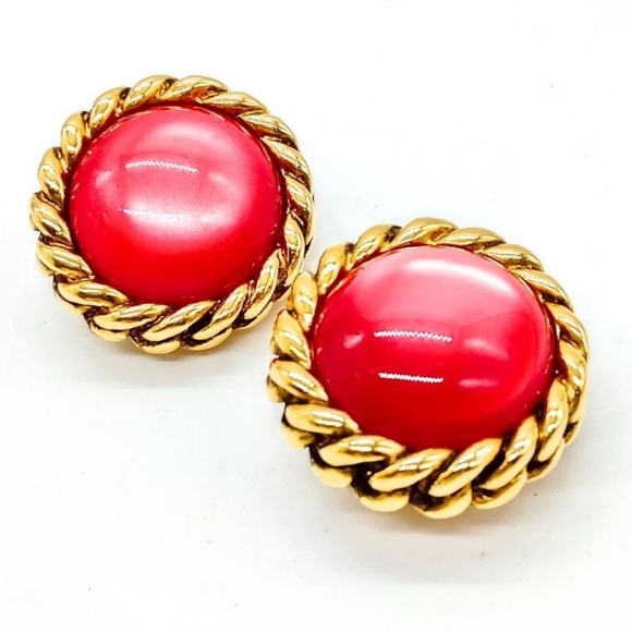 Chanel rare Vintage Clip On Earrings with COA - Picture 1 of 10